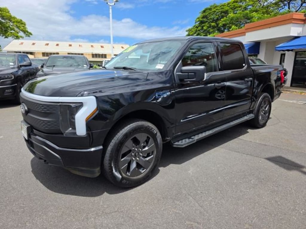 Used 2024 Ford F-150 Lightning XLT Truck