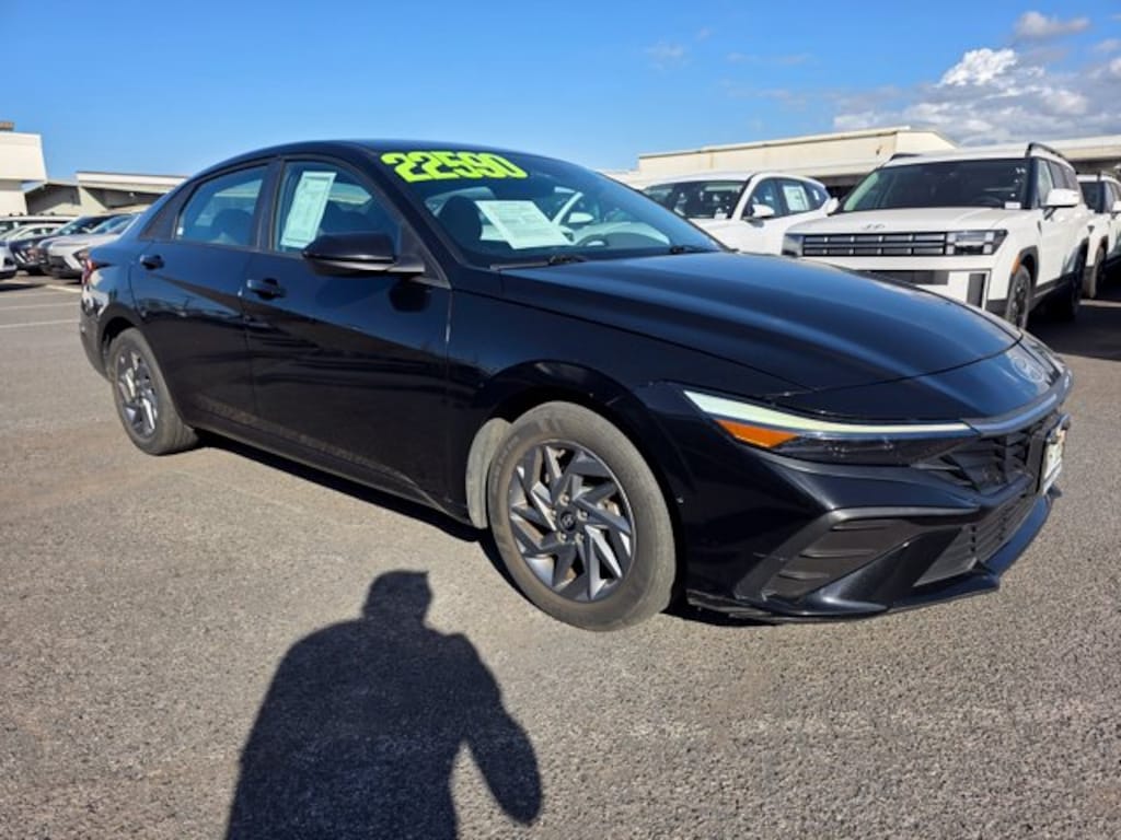 Used 2024 Hyundai Elantra SEL Sedan