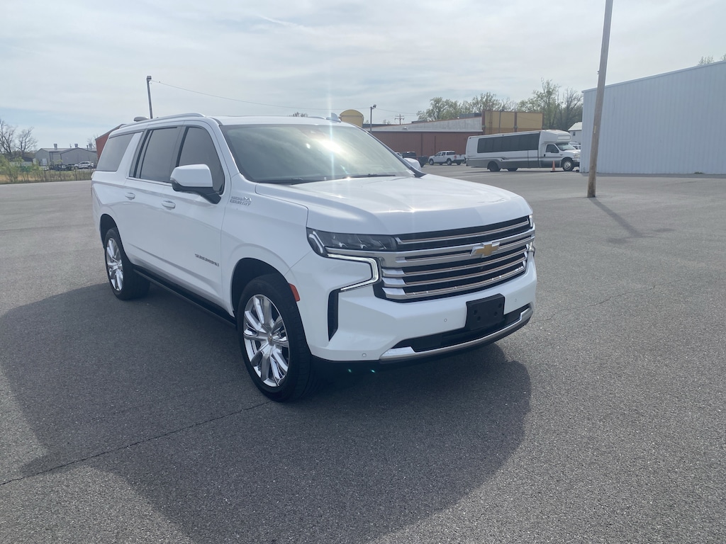 Used 2023 Chevrolet Suburban High Country 4WD High Country