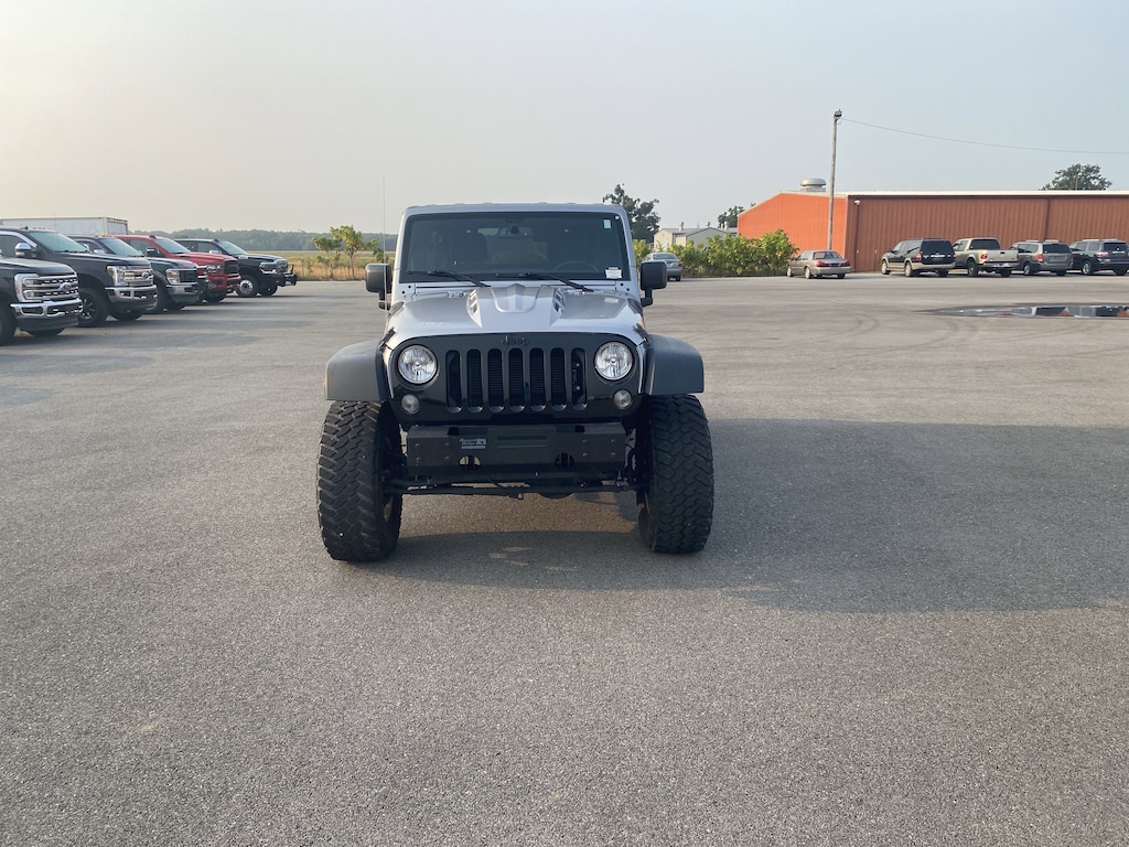 Used 2018 Jeep Wrangler JK Unlimited Willys Wheeler W Willys Wheeler W 4x4