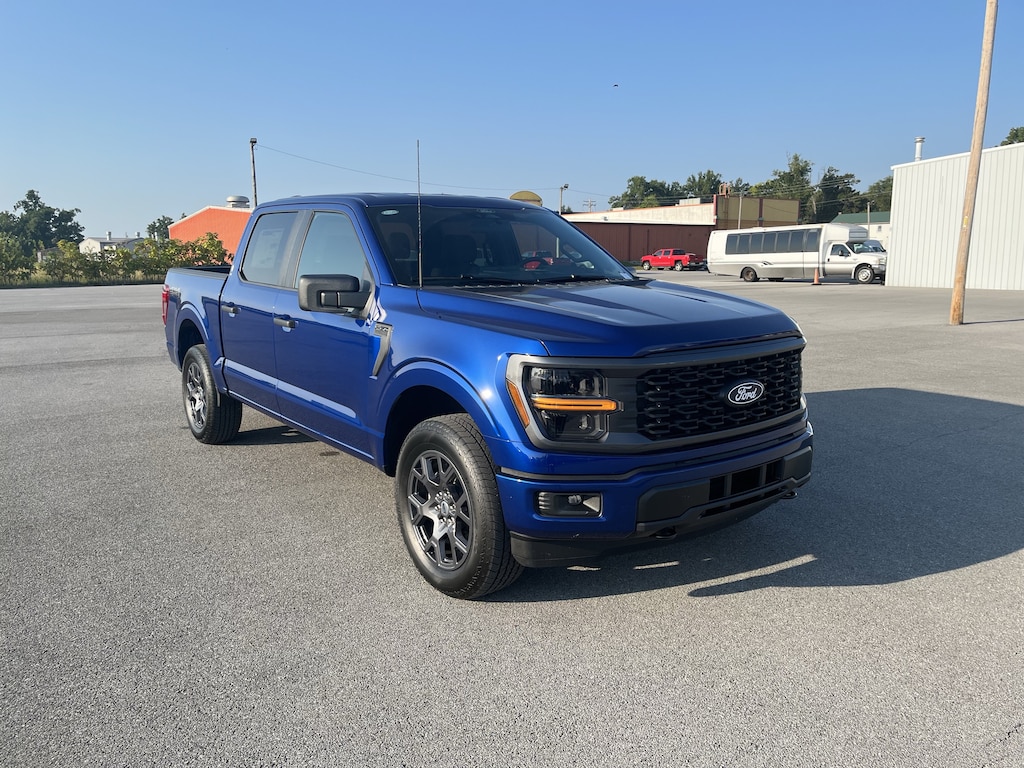 New 2026 Ford F-150 STX STX 4WD SuperCrew 5.5 Box