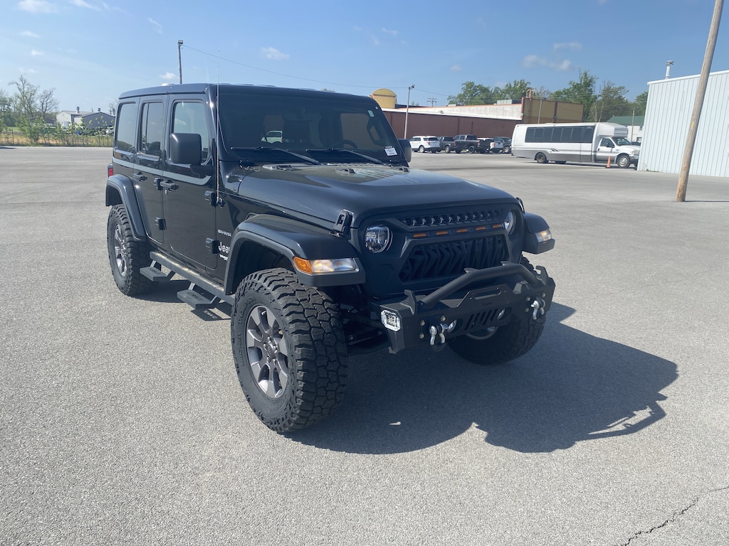 Used 2018 Jeep Wrangler Unlimited Sahara Sahara 4x4