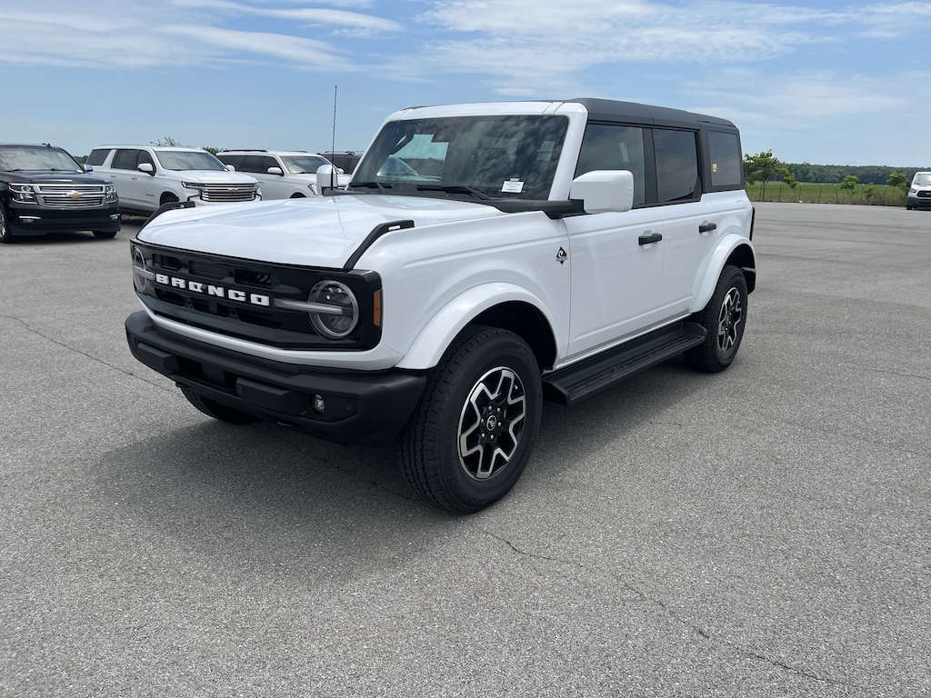 New 2026 Ford Bronco Outer Banks Outer Banks 4x4