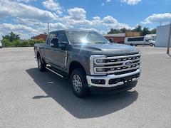 New 2026 Ford Super Duty F-250 SRW LARIAT For Sale in Harrisburg, IL