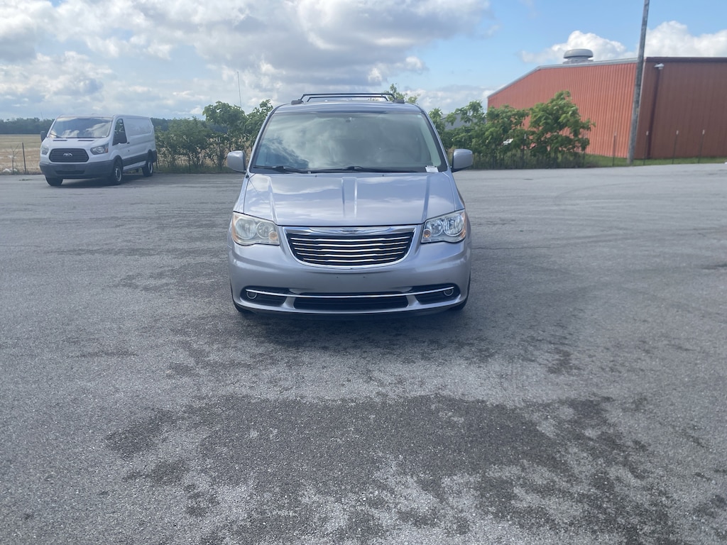 Used 2014 Chrysler Town & Country Touring Wagon