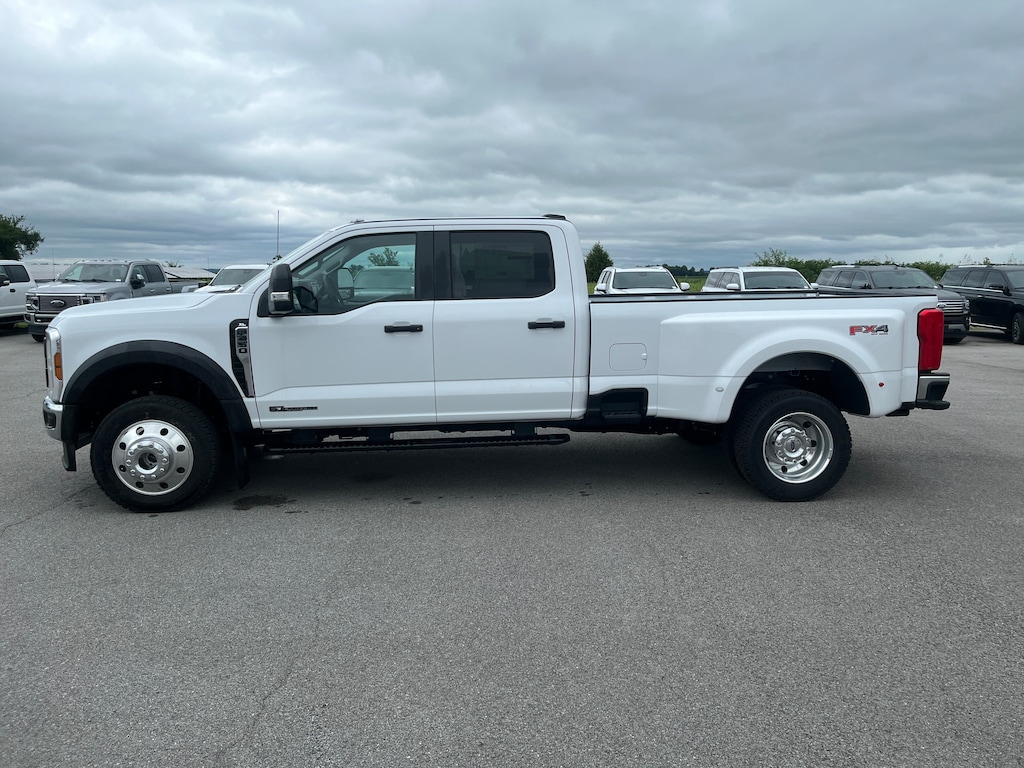 New 2026 Ford Super Duty F-450 DRW XL XL 4WD Crew Cab 8 Box