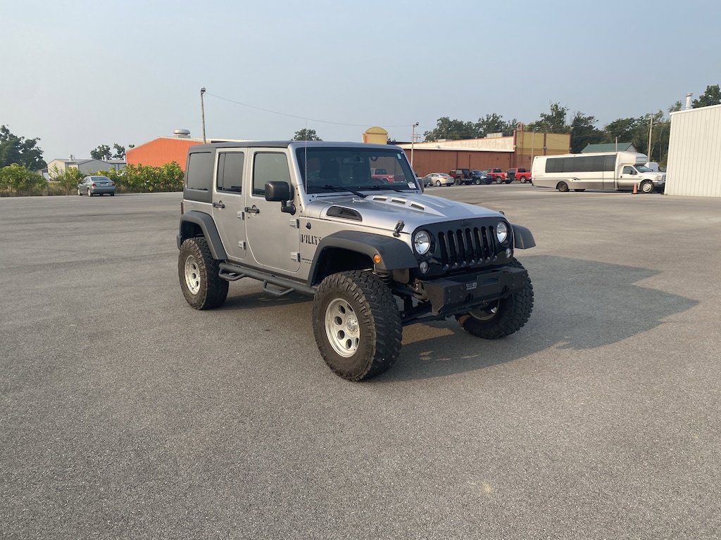 Used 2018 Jeep Wrangler JK Unlimited Willys Wheeler W Willys Wheeler W 4x4