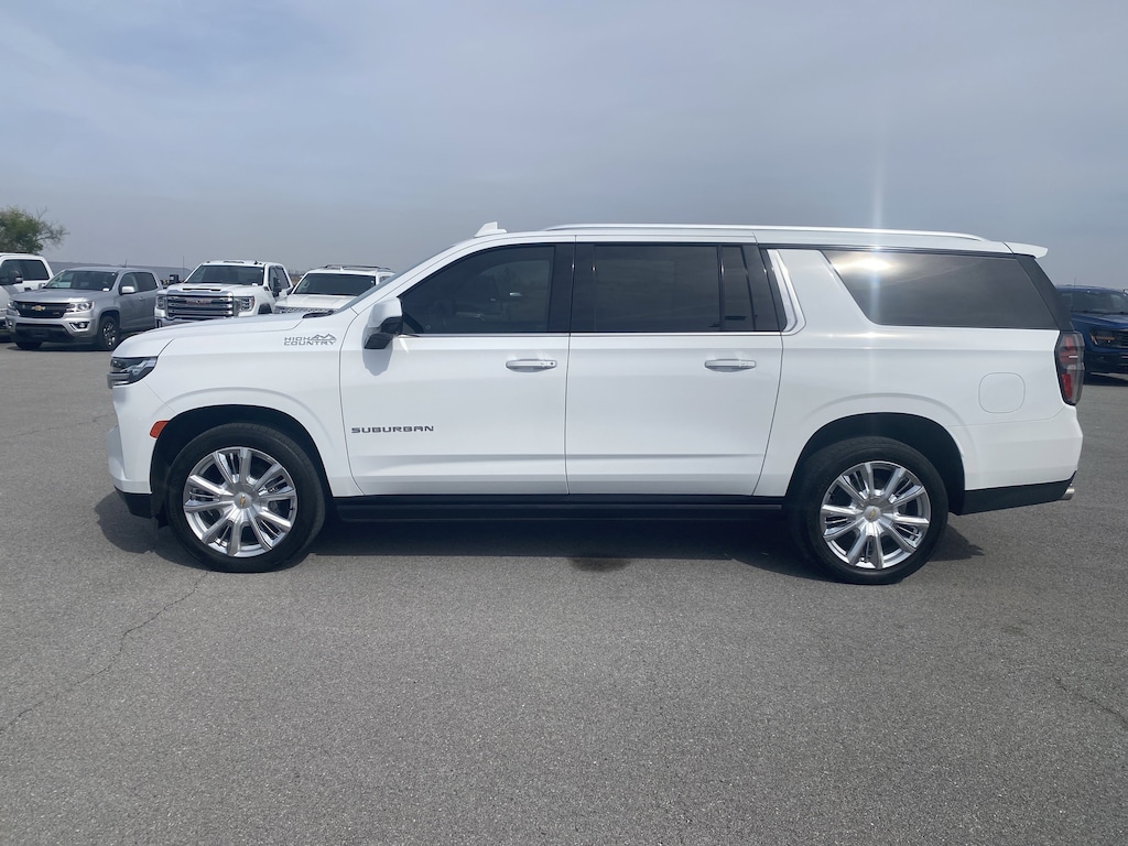 Used 2023 Chevrolet Suburban High Country 4WD High Country