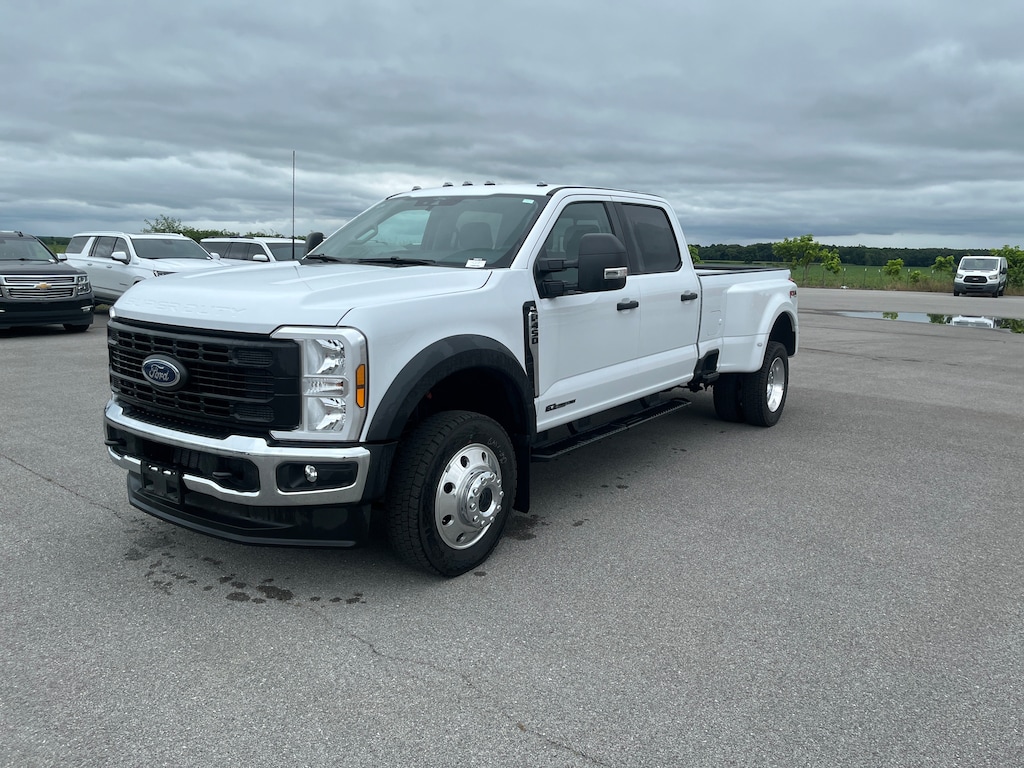 New 2026 Ford Super Duty F-450 DRW XL XL 4WD Crew Cab 8 Box