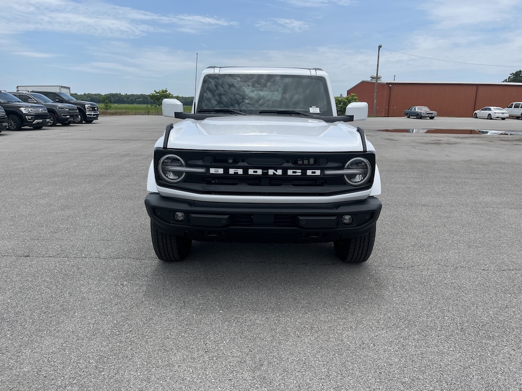 New 2026 Ford Bronco Outer Banks Outer Banks 4x4