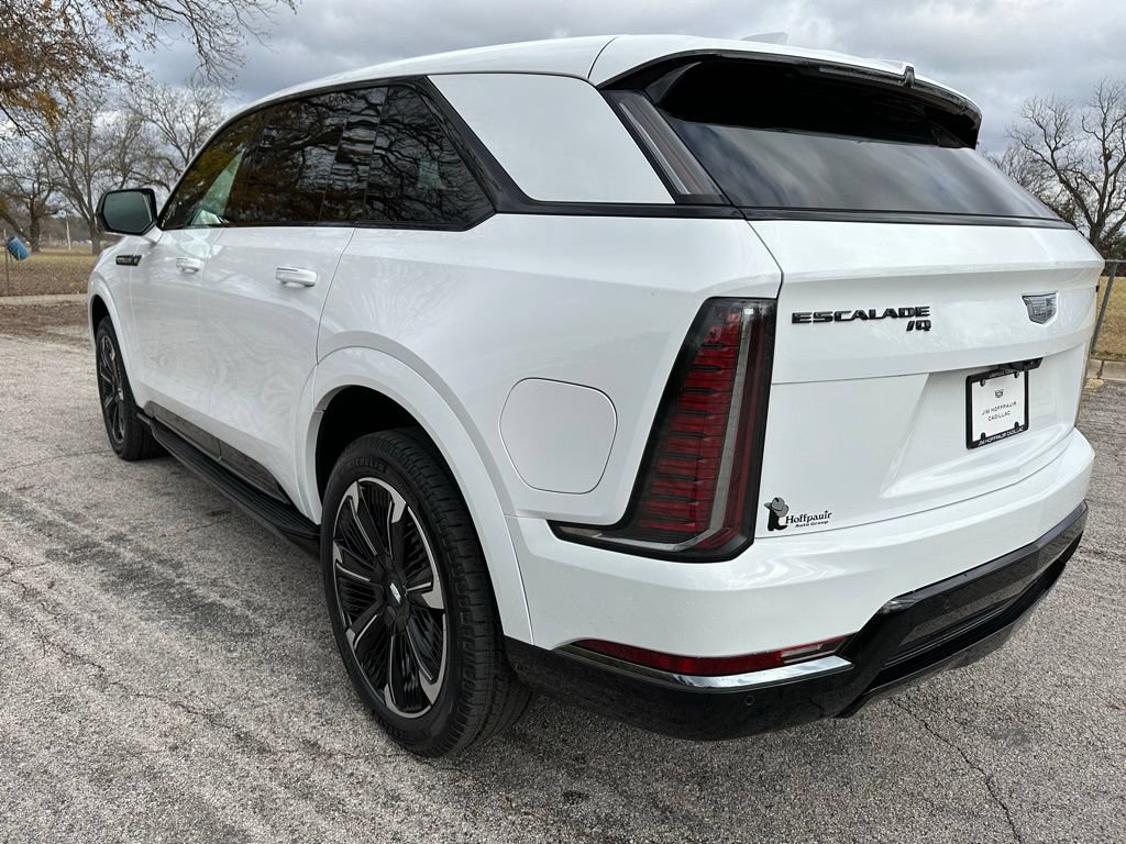 2025 Cadillac Escalade IQ Sport 1 - Photo 5