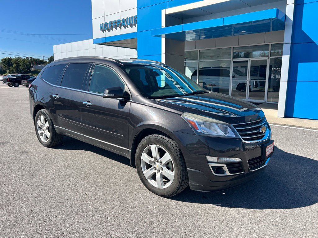 Used 2017 Chevrolet Traverse LT SUV