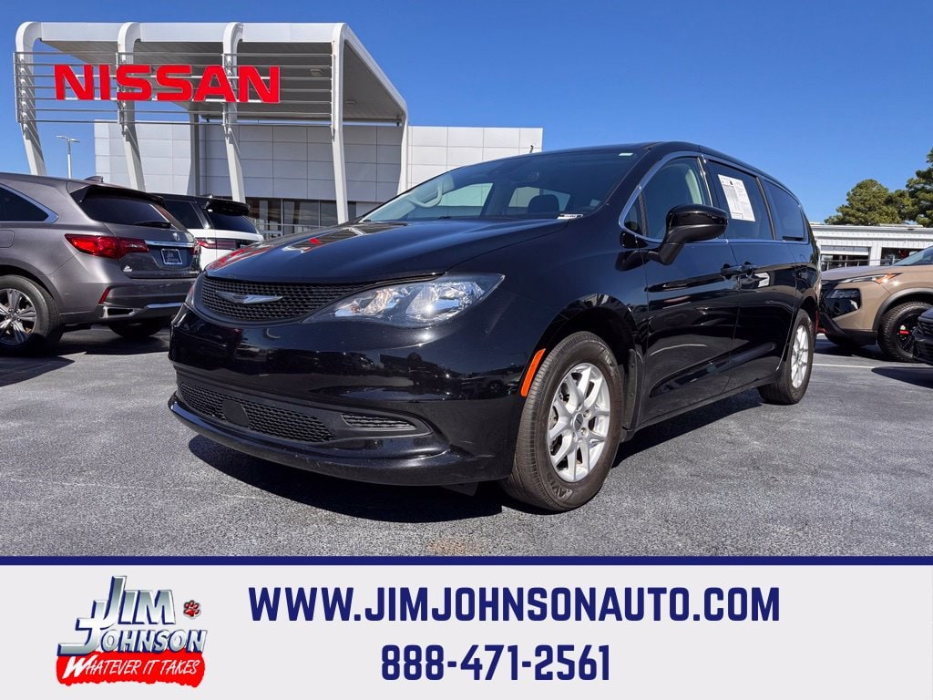 2024 Chrysler Voyager