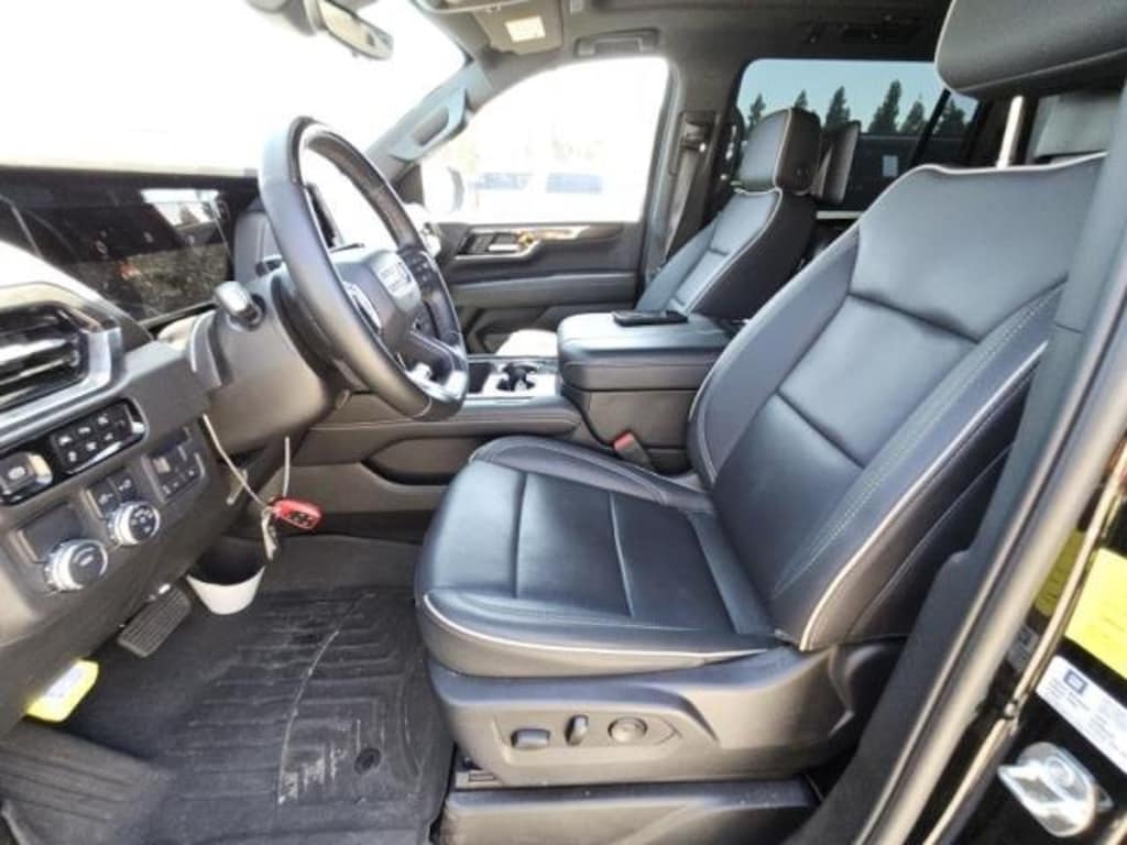 Used 2025 GMC Yukon XL Elevation SUV