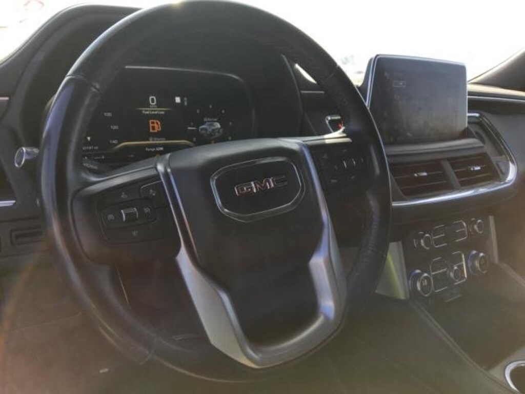 Used 2023 GMC Yukon SLT SUV