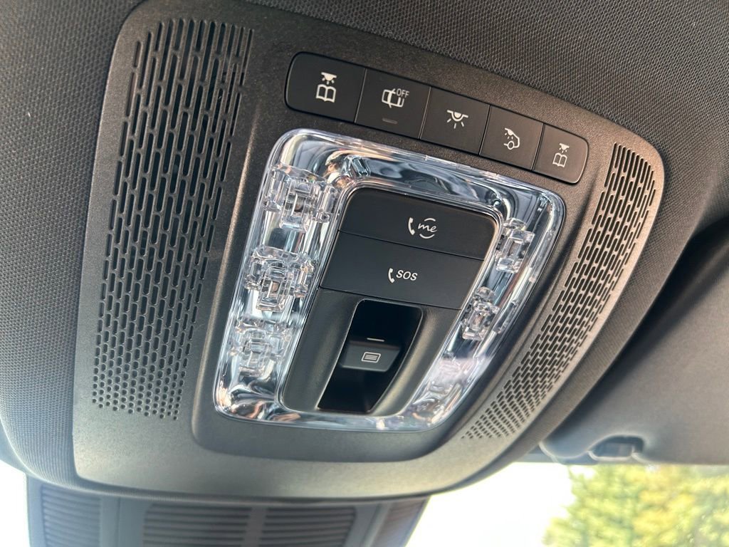 2025 Mercedes-Benz GLS Base - Photo 74