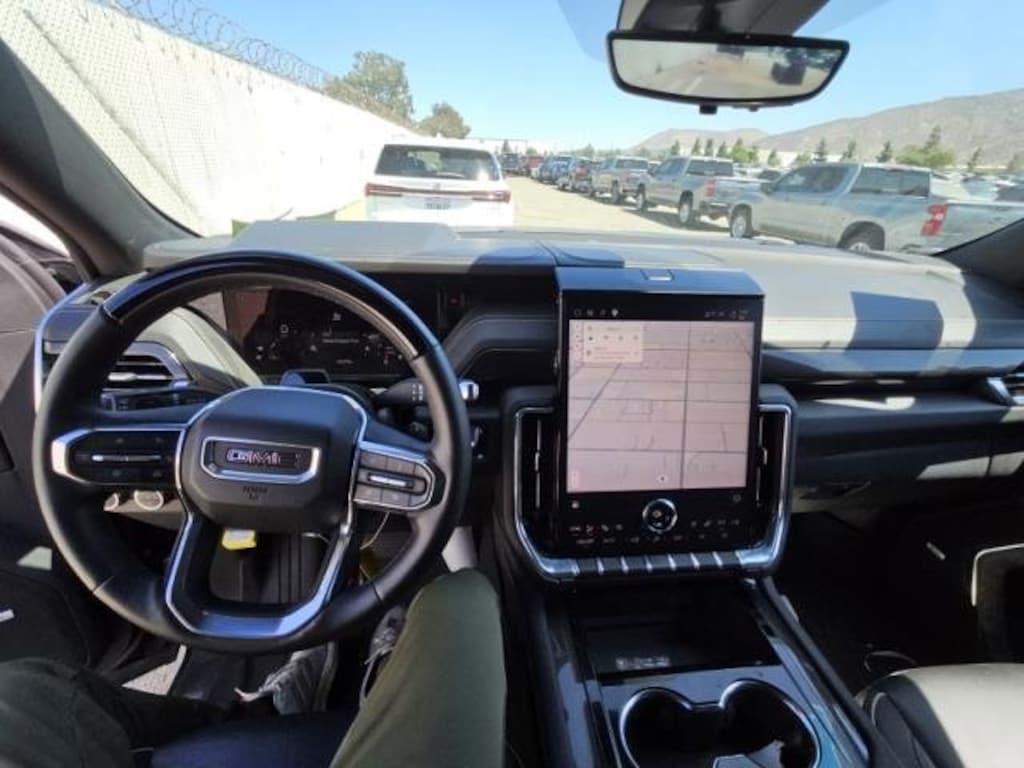Used 2025 GMC Yukon XL Elevation SUV