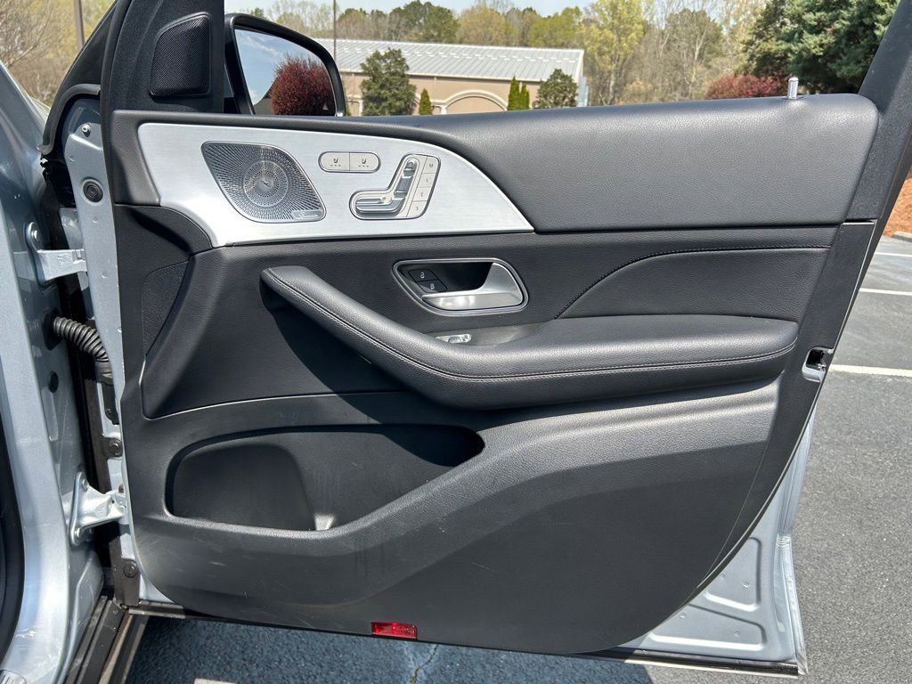 2025 Mercedes-Benz GLS Base - Photo 73