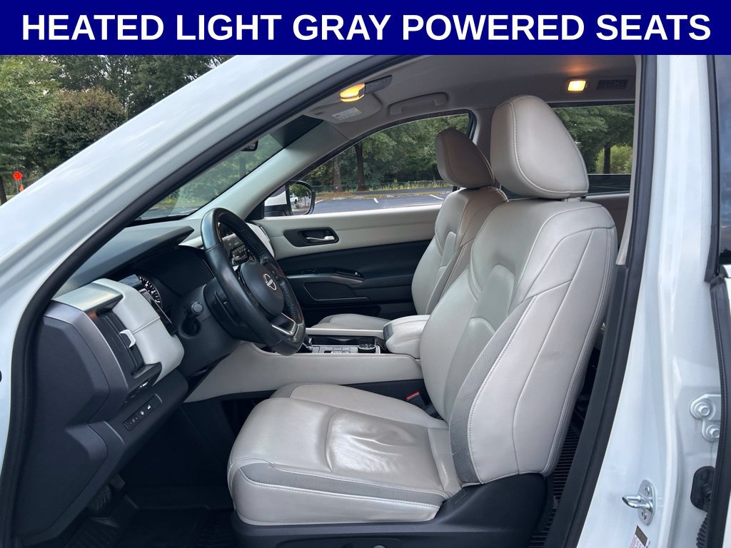 Used 2023 Nissan Pathfinder SL