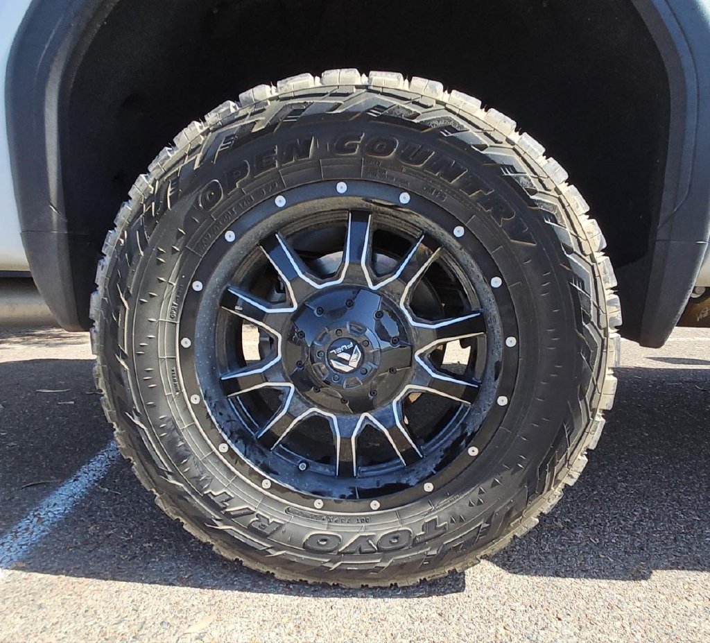 Used 2022 GMC Sierra 2500 HD AT4 Truck