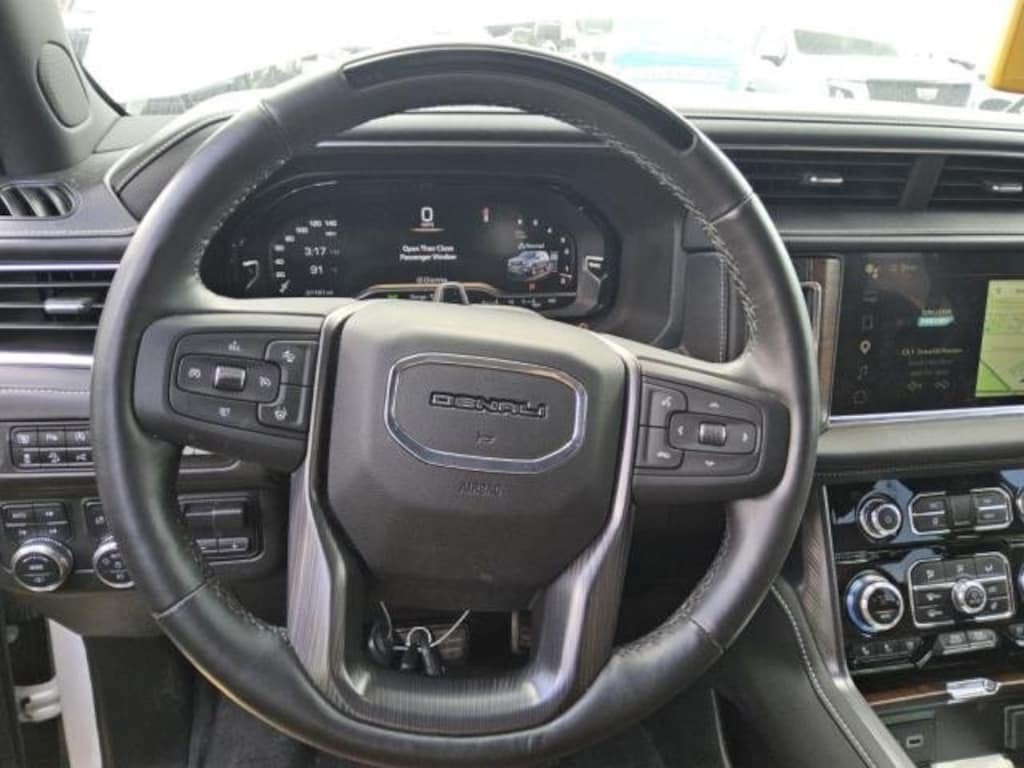 Used 2024 GMC Yukon XL Denali Ultimate SUV
