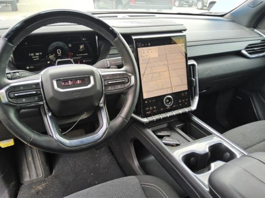 Used 2025 GMC Acadia Elevation SUV