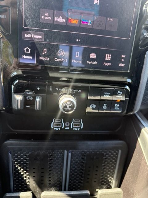 2025 RAM 2500 Laramie - Photo 16