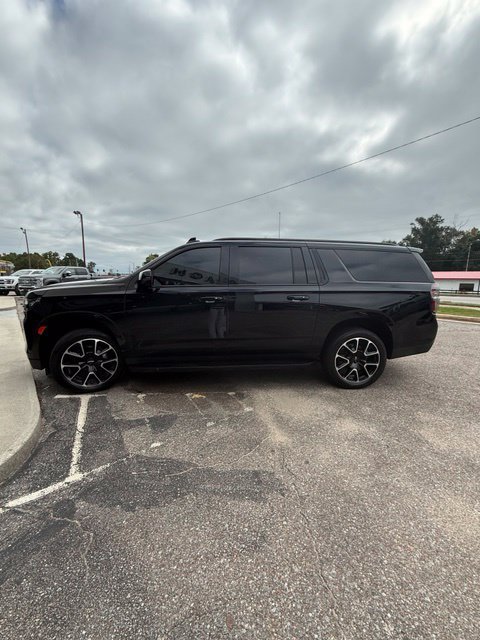 Used 2023 Chevrolet Suburban RST SUV