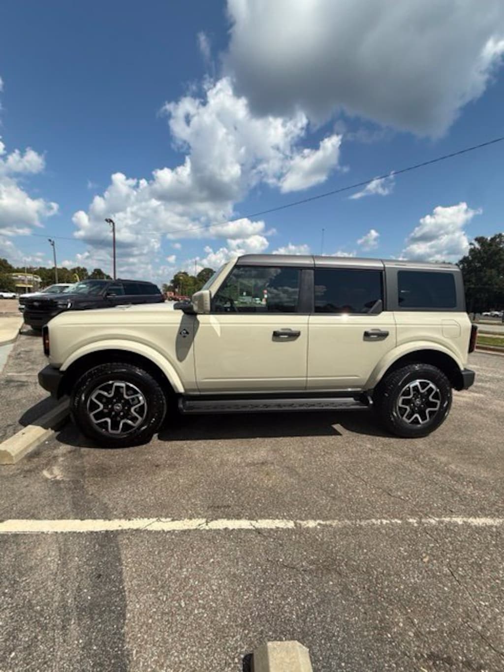 New 2026 Ford Bronco Outer Banks SUV