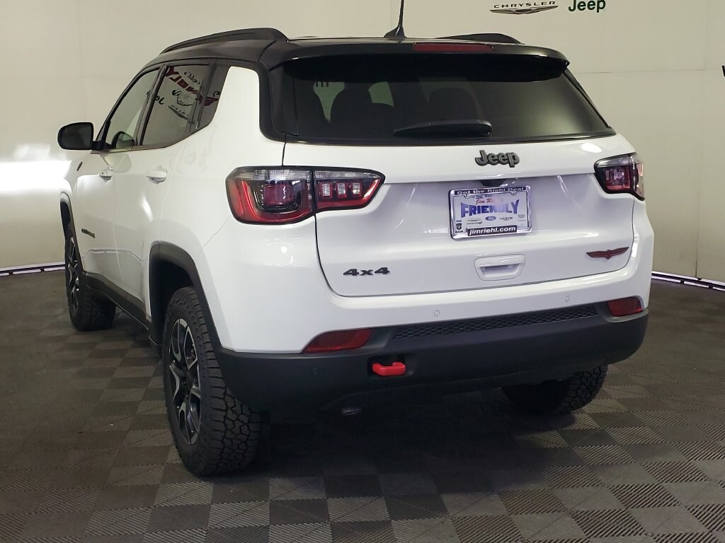 New 2026 Jeep Compass Trailhawk Sport Utility
