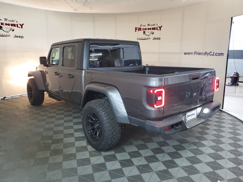 New 2026 Jeep Gladiator Sport S Pickup