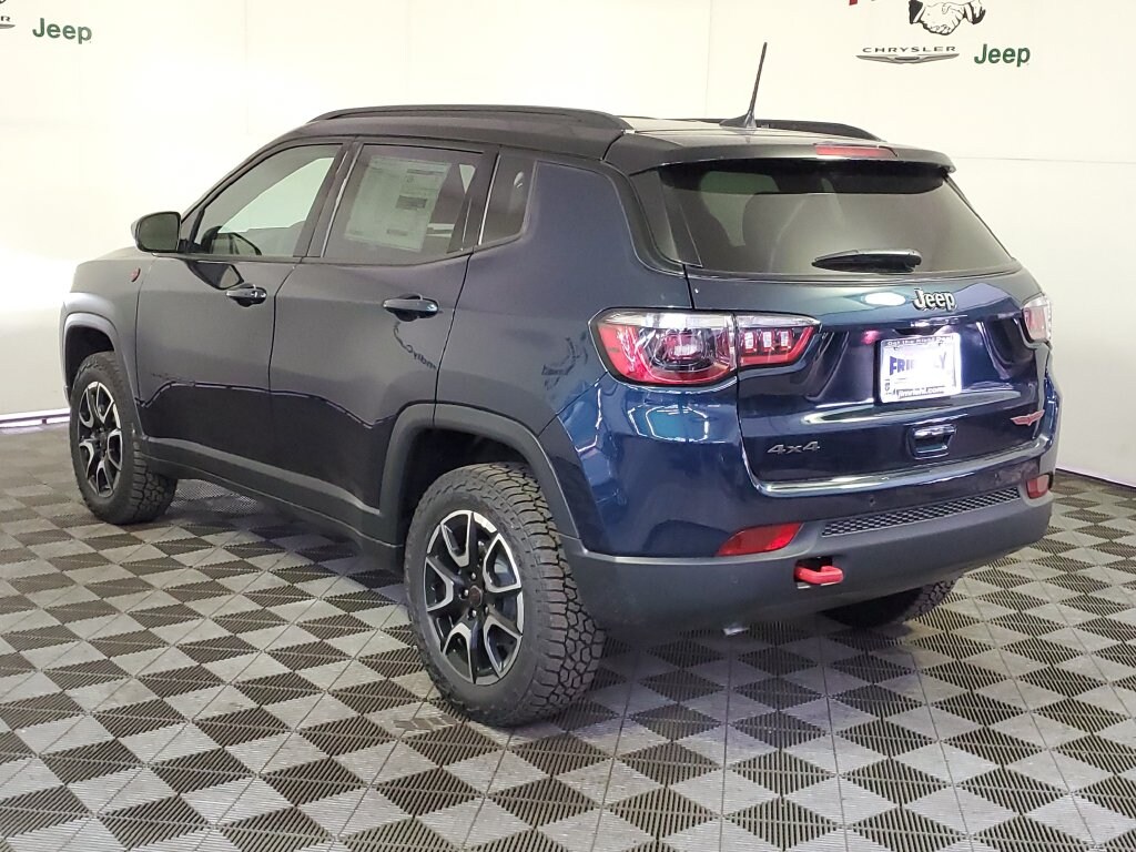 New 2026 Jeep Compass Trailhawk Sport Utility