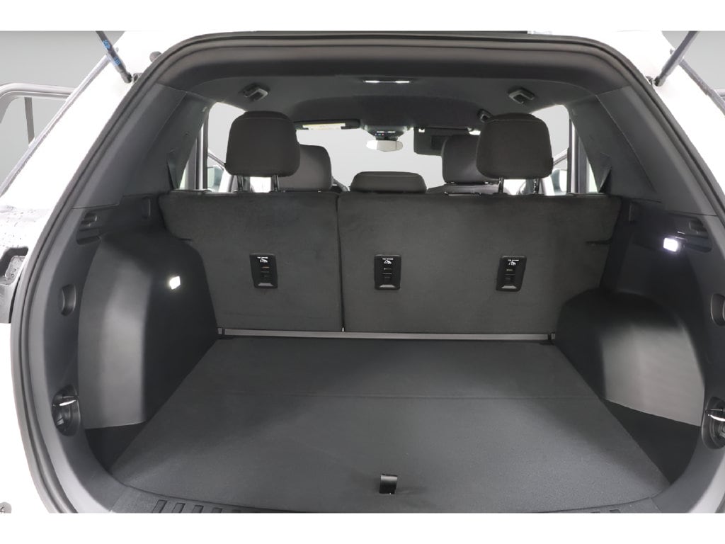 2027 Chevrolet Equinox LT - Photo 24