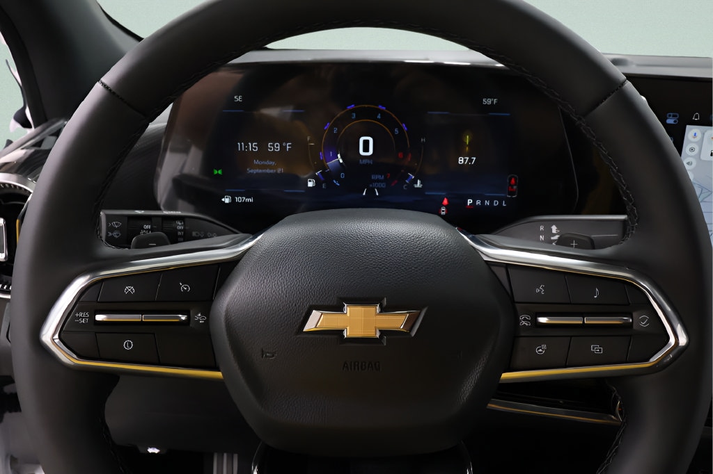 2027 Chevrolet Equinox LT - Photo 12