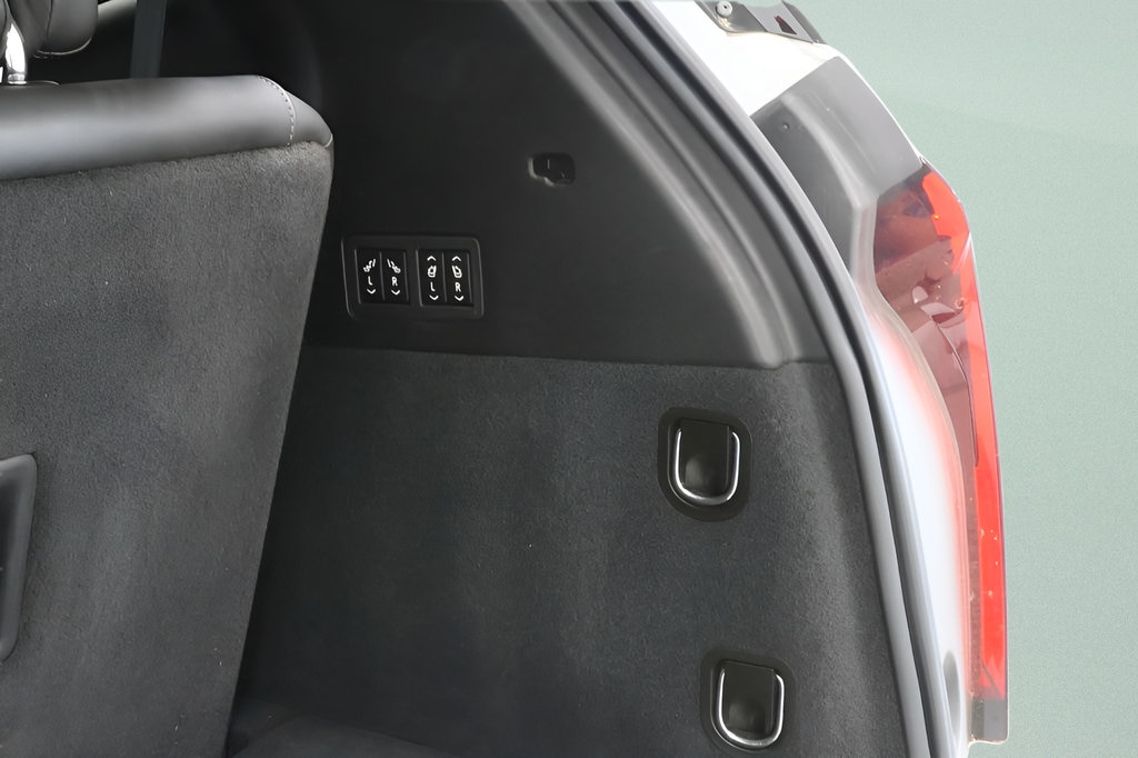 2024 Cadillac XT6 Premium Luxury - Photo 28