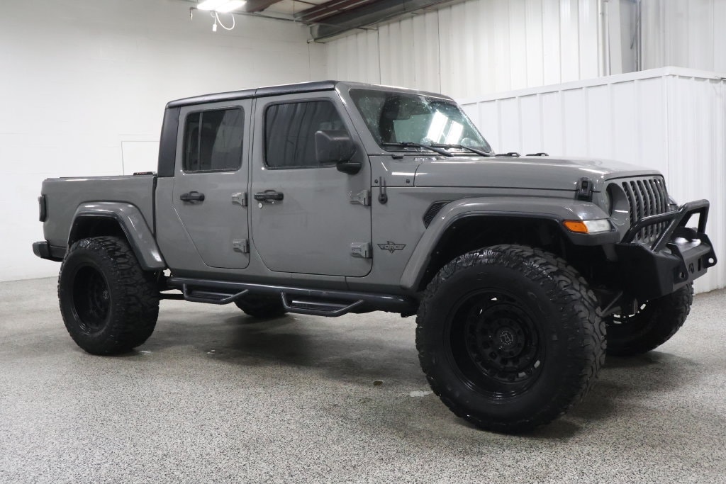 2022 Jeep Gladiator Sport S