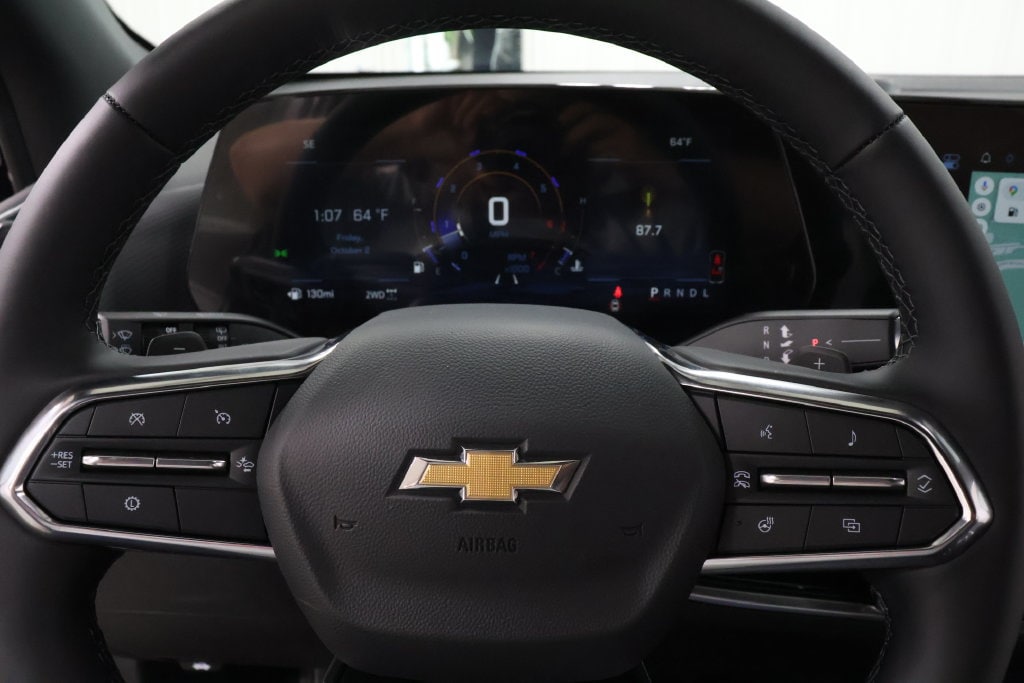 2027 Chevrolet Equinox LT - Photo 12