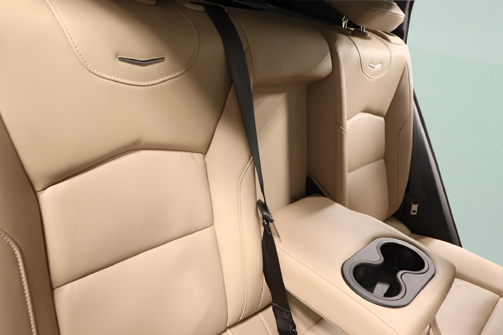 2024 Cadillac XT4 Luxury - Photo 29