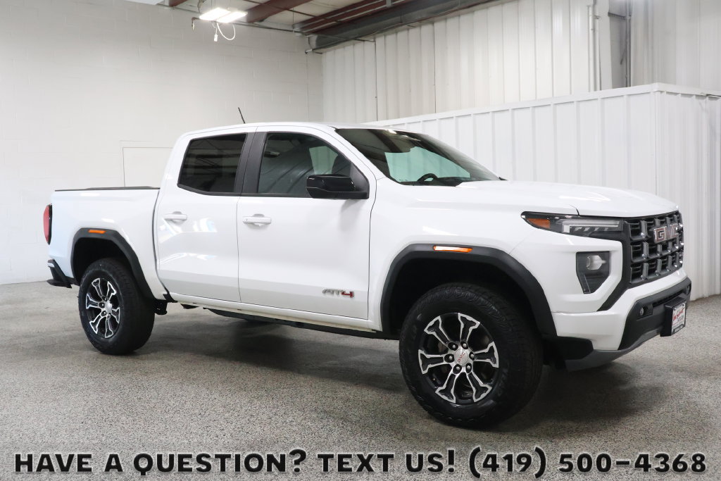 2023 GMC Canyon AT4