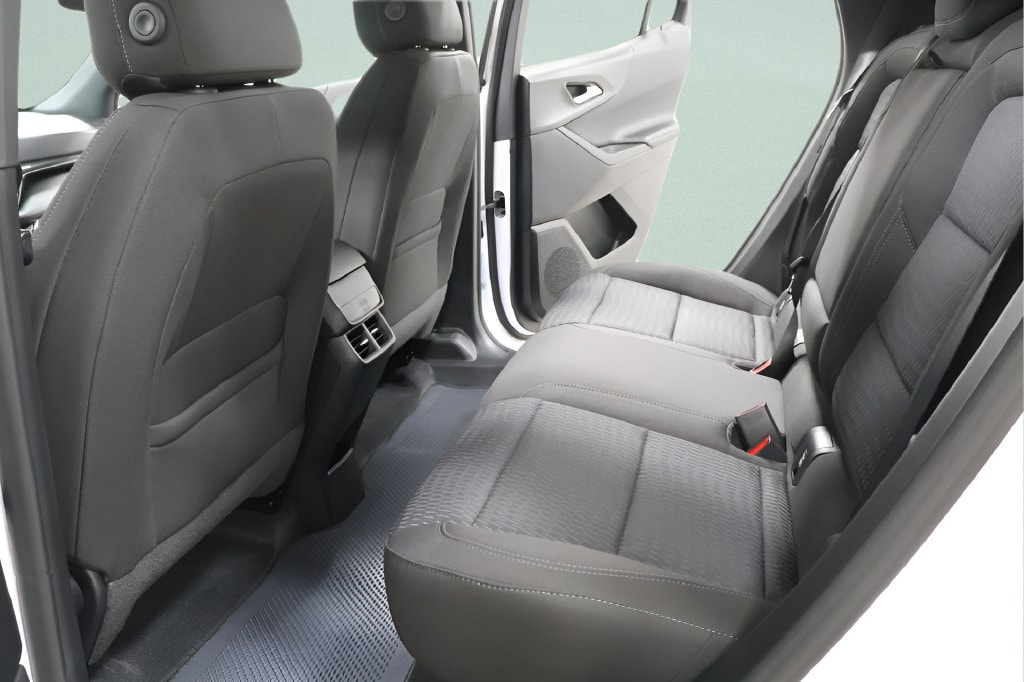 2027 Chevrolet Equinox LT - Photo 23
