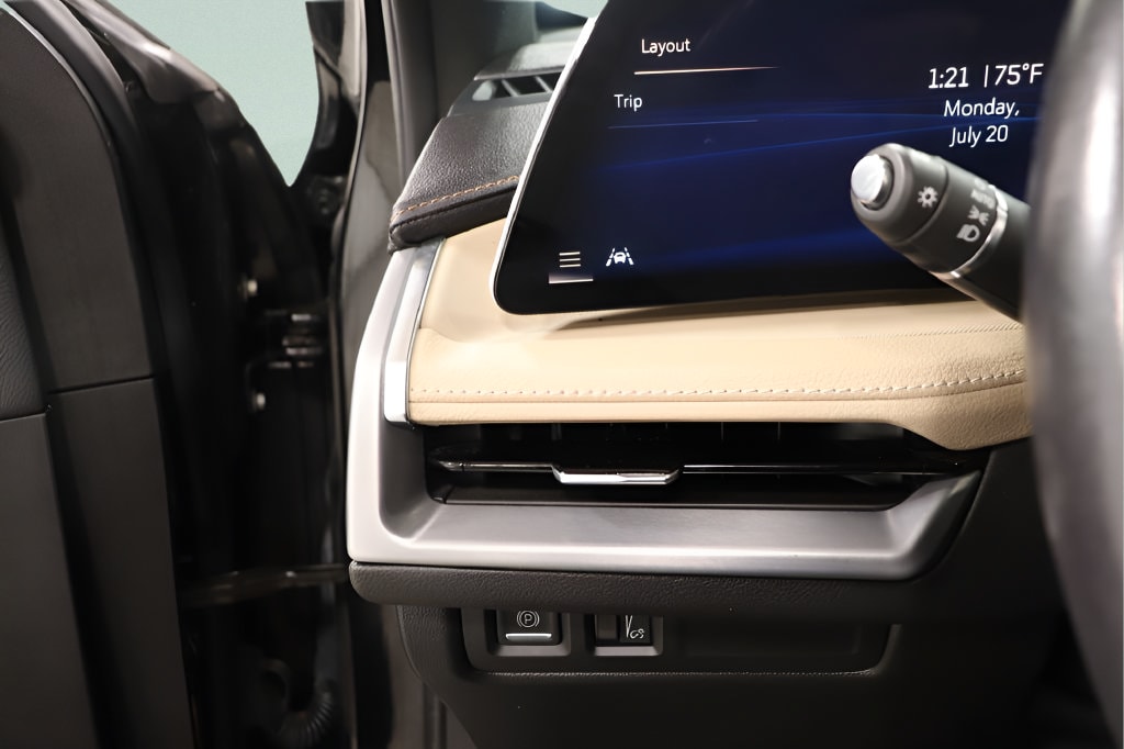 2024 Cadillac XT4 Luxury - Photo 14