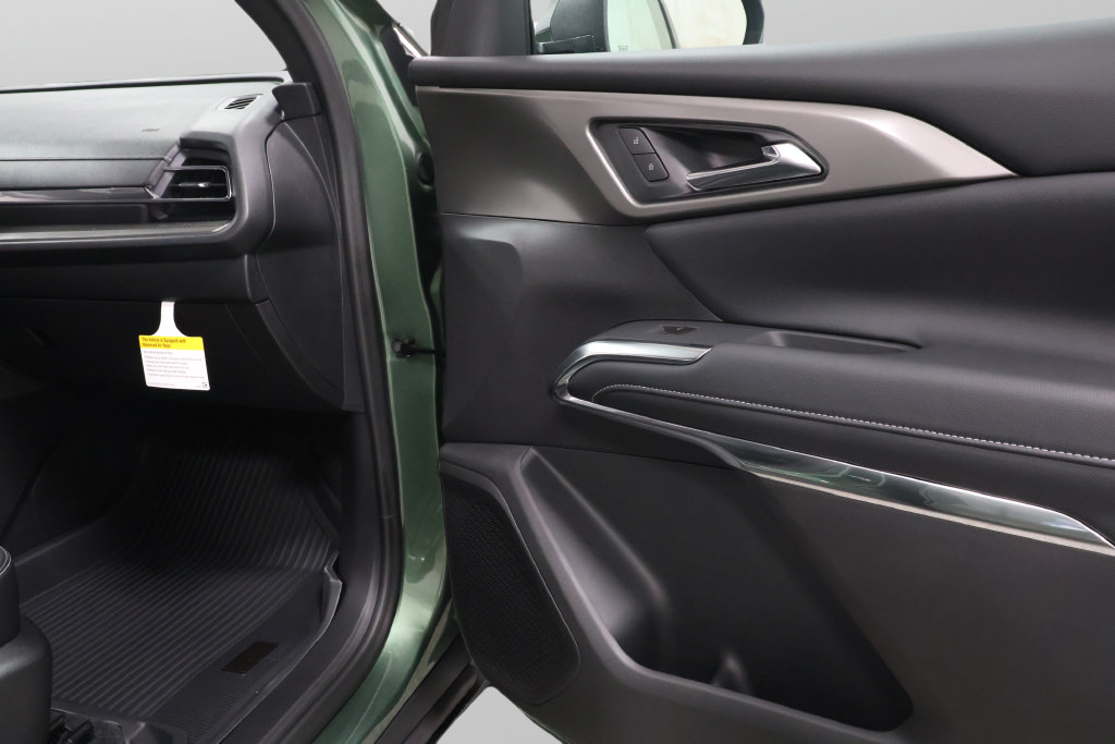 New 2027 Chevrolet Traverse LT SUV