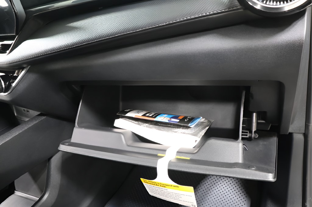 2027 Chevrolet Equinox LT - Photo 28
