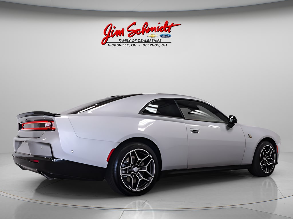 2026 Dodge Charger Scat Pack - Photo 6