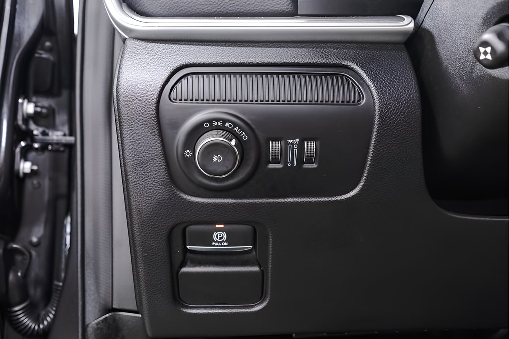 2025 Jeep Wagoneer Series II - Photo 21