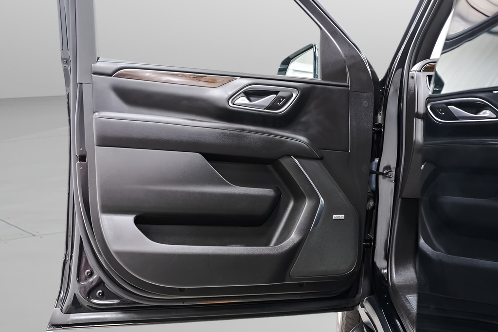 2023 Chevrolet Suburban Premier - Photo 52