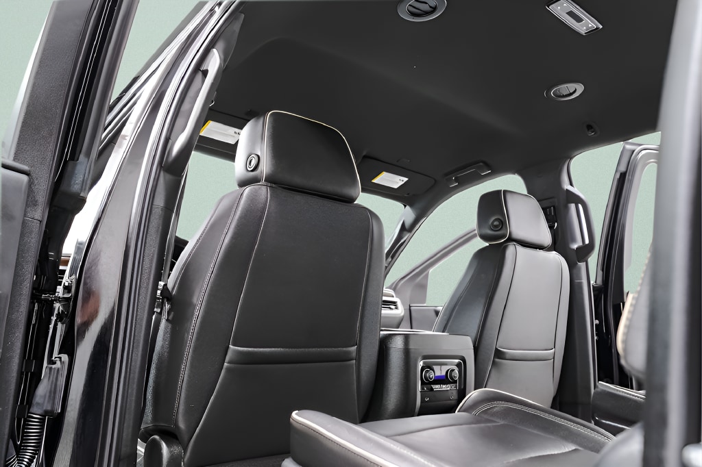 2023 Chevrolet Suburban Premier - Photo 53