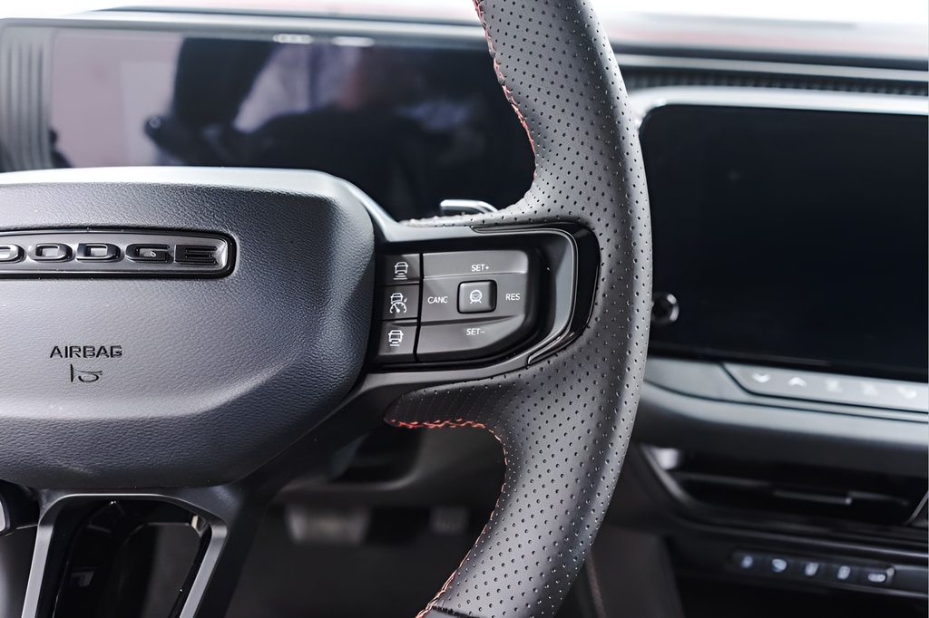 2026 Dodge Charger Scat Pack - Photo 12