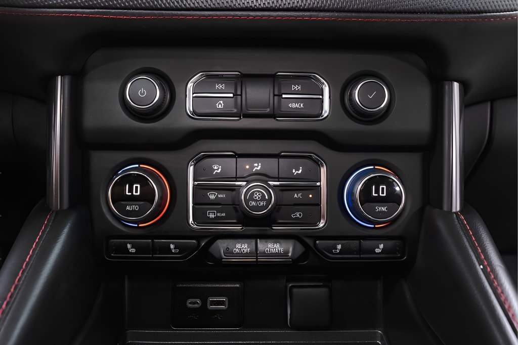 2024 Chevrolet Tahoe RST - Photo 15