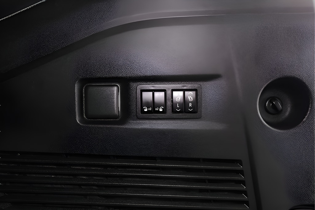 2023 Chevrolet Suburban Premier - Photo 72